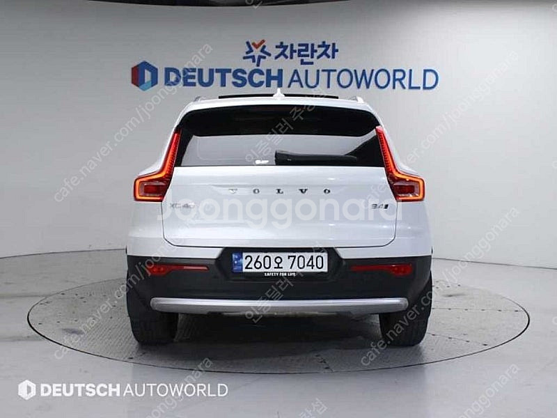 볼보 XC40 중고 B4 AWD 얼티메이트 브라이트 실...--4