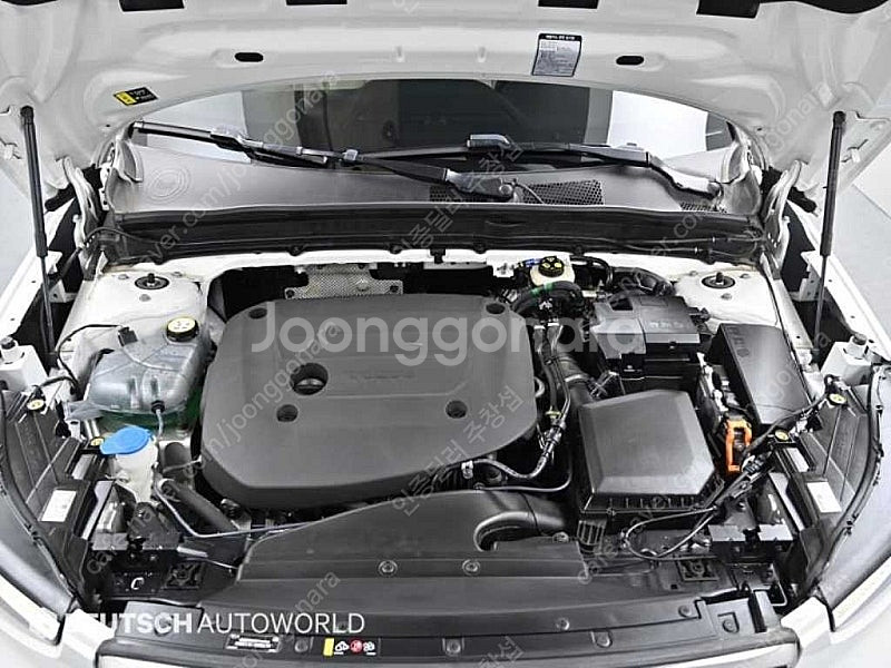 볼보 XC40 중고 B4 AWD 얼티메이트 브라이트 실...--6