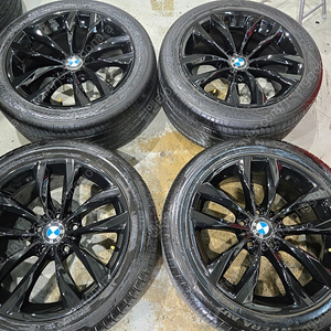 f10 bmw5시리즈 에어로다이나믹 18인치 휠타이어 판매합니다