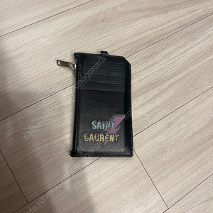 입생로랑 목걸이형 카드지갑