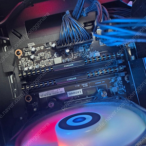커세어 벤젠스 램 32g 3600 ddr4 판매합니다. (16×2)