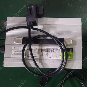 이쿠터 E2 E1 고속충전기 판매. KP1200C. 6만원.