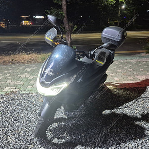 16년 PCX125 팝니다 18500km