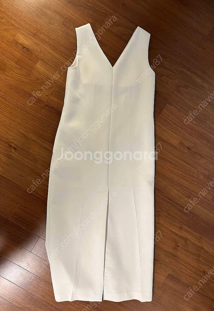 Recto 렉토 딥 브이넥 원피스 S(1회 착용)--0