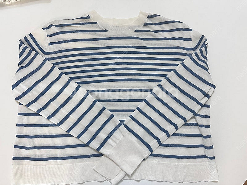 더캐시미어 스트라이프 여름 니트(85사이즈)--0