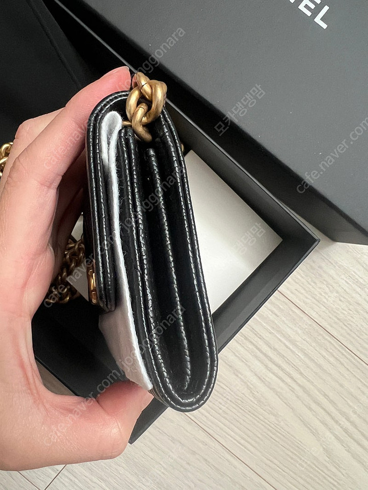 샤넬 보이 미니체인 크로스백31번대 이미지