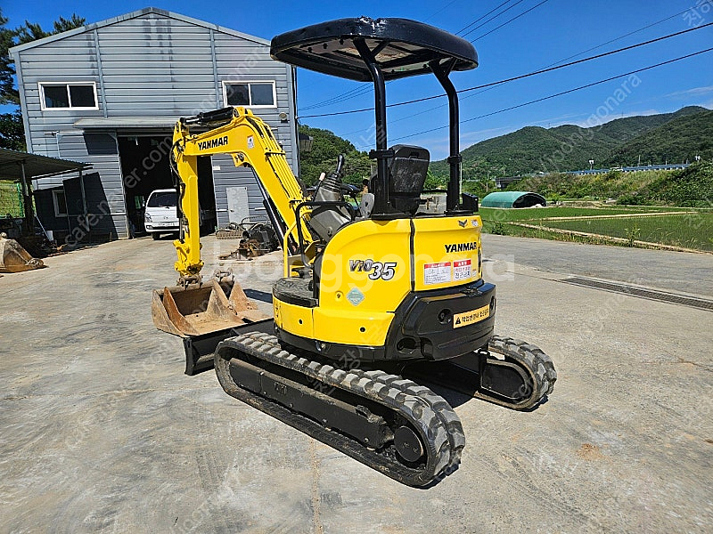 얀마 중고 035급 미니굴삭기 VIO35 2017년 9...--2