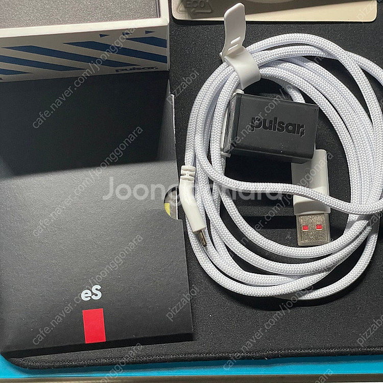 펄사 xlite v3 es 화이트 판매합니다--1