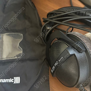 베이어다이나믹 DT770 PRO 80옴 헤드폰입니다