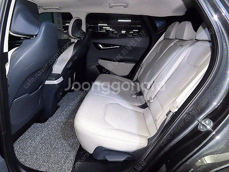 EV6 중고 EV6 중고차 회색 2022년식 18,300km 롱레인지 AWD 어스 싼 중고차--7
