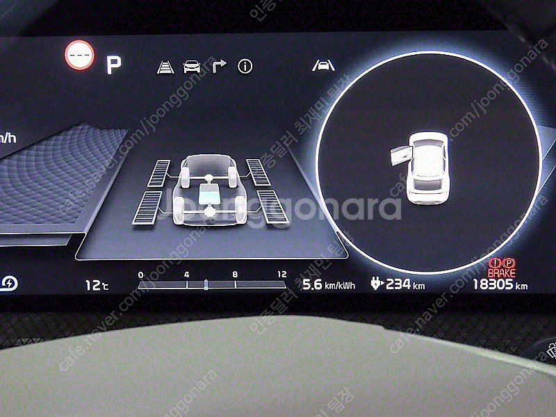 EV6 중고 EV6 중고차 회색 2022년식 18,300km 롱레인지 AWD 어스 싼 중고차--9