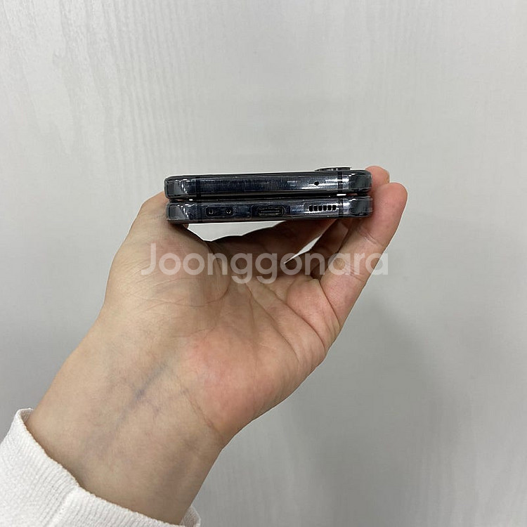 61441 특S급. 갤럭시Z플립4 256기가 블랙 삼성...--4