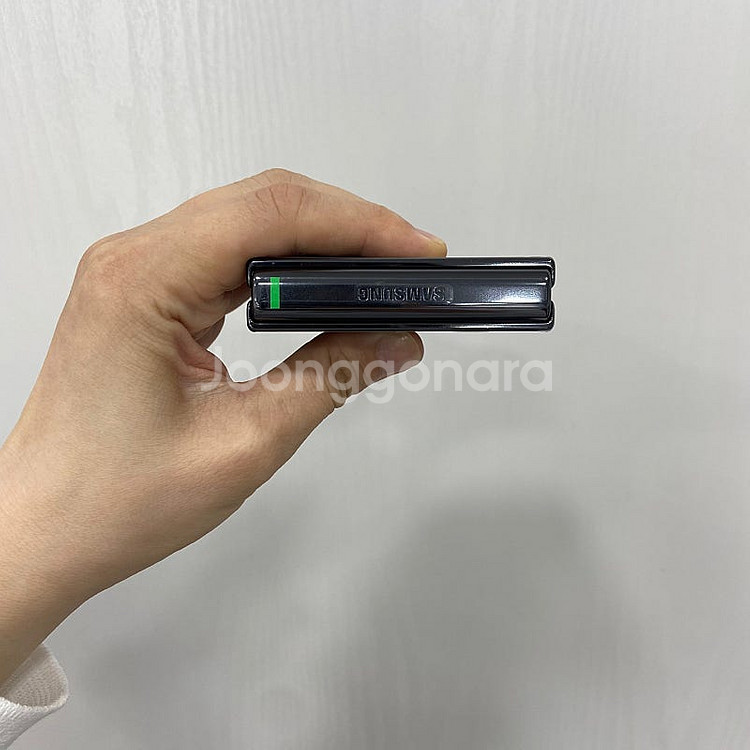61441 특S급. 갤럭시Z플립4 256기가 블랙 삼성...--5