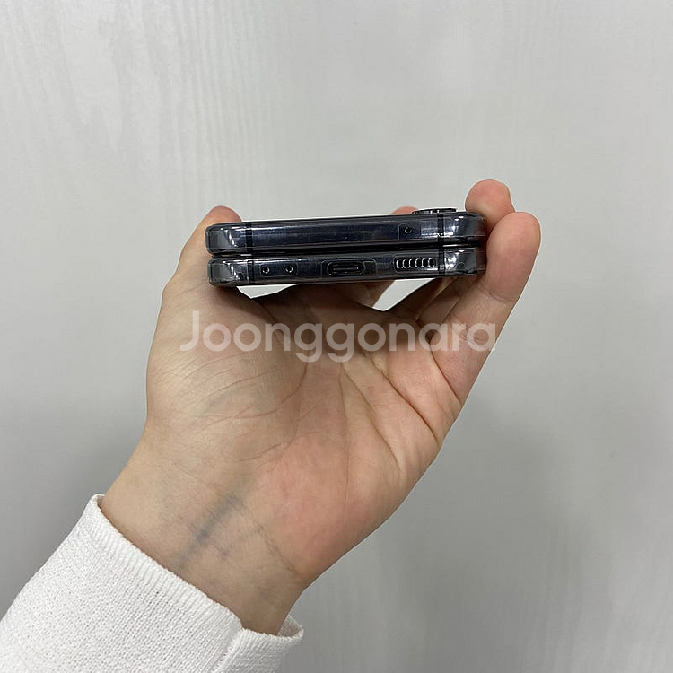 104393 특S급. 갤럭시Z플립4 256기가 블랙 삼...--4