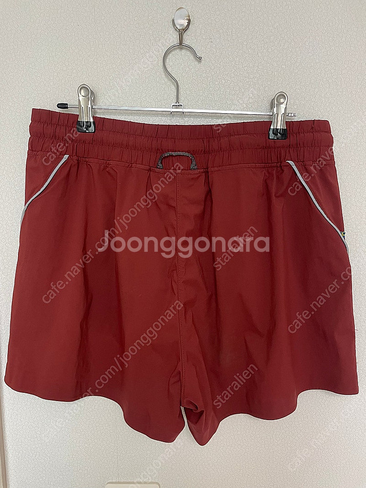 클라터뮤젠 라우피 숏 우먼 2종 판매합니다.--3