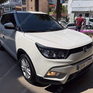 티볼리 중고차 티볼리 중고가격 흰색 2016년식 가솔린 2WD 1.6 VX 최상급 차상태