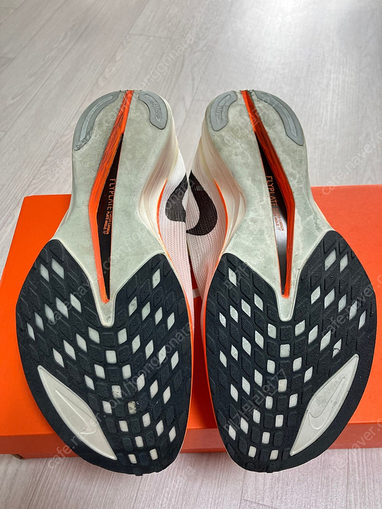 나이키 스트릭플라이2 프로토 275 판매합니다.--3