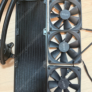 NZXT KRAKEN X73
