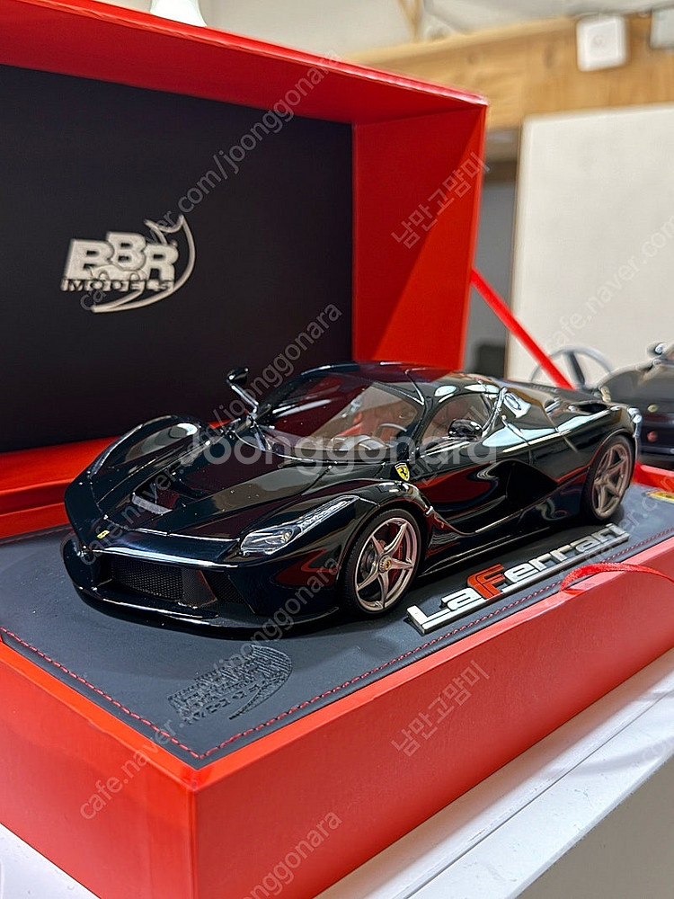 1/18 BBR 라페라리 블랙/블랙 루프 베이스--1