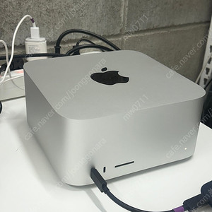 애플 맥스튜디오(M4 Max 16코어, 48GB, 2TB, AppleCare+) 판매합니다