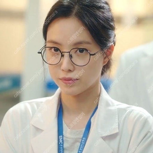 까르뱅 루나Ⅰ LUNA/C3 무광 블랙 티타늄 손나은 안경 판매합니다. (새상품O / 케이스O)