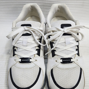 데상트 스니커즈.운동화 250사이즈 이미지