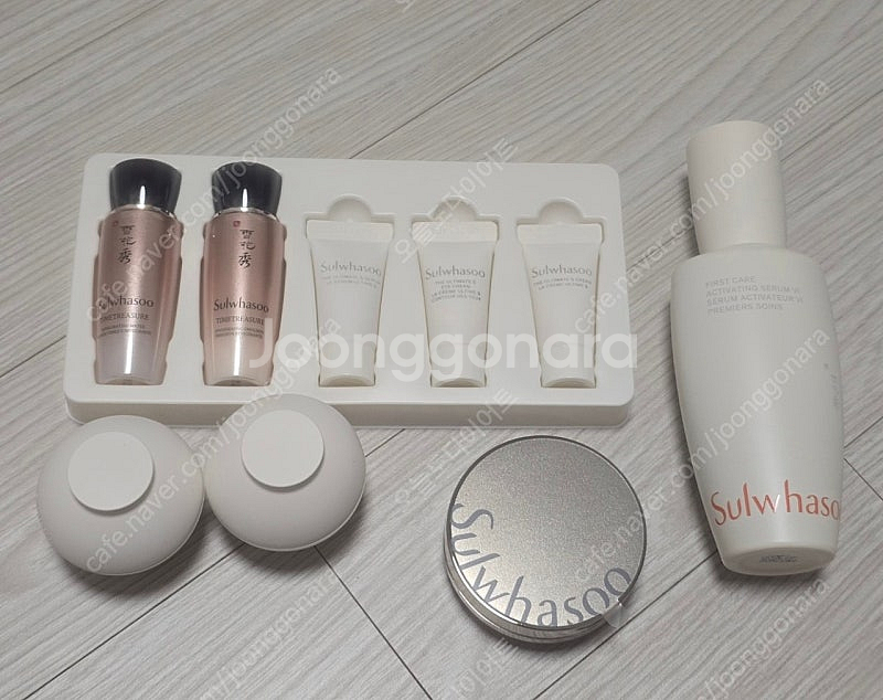 설화수 윤조에센스 90ml+퍼펙팅미니쿠션--1