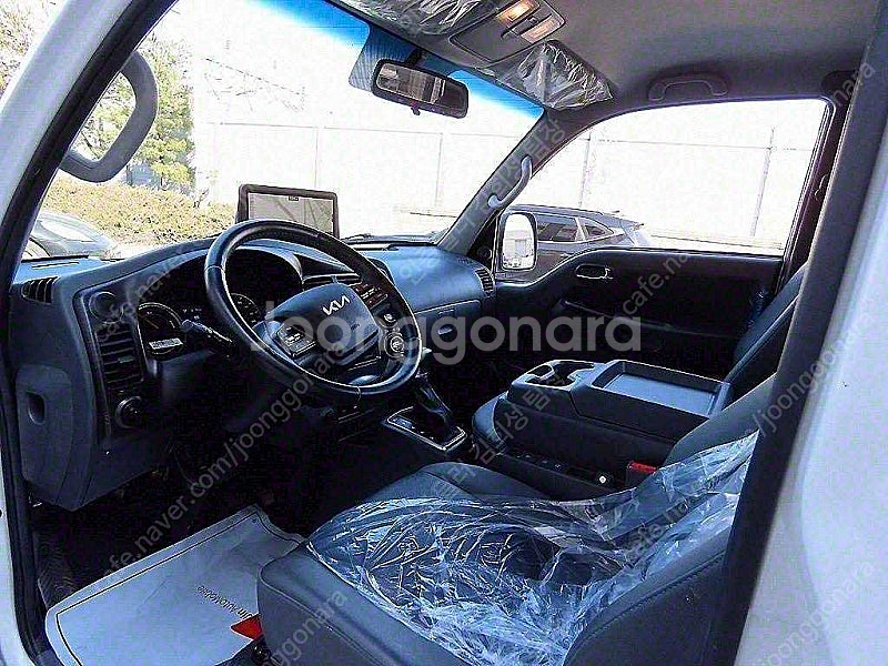 중고트럭 매매 봉고3 카고 킹캡 4륜 중고화물차매매 흰...--7