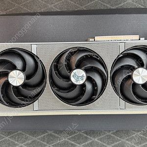 사파이어 9070 XT Nitro 니트로 팝니다