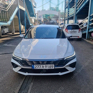 아반떼 하이브리드 중고 아반떼 더 뉴 아반떼 CN7 하이브리드 중고차 흰색 2025년식 38km 1.6 HEV 인스퍼레이션 중고차카페