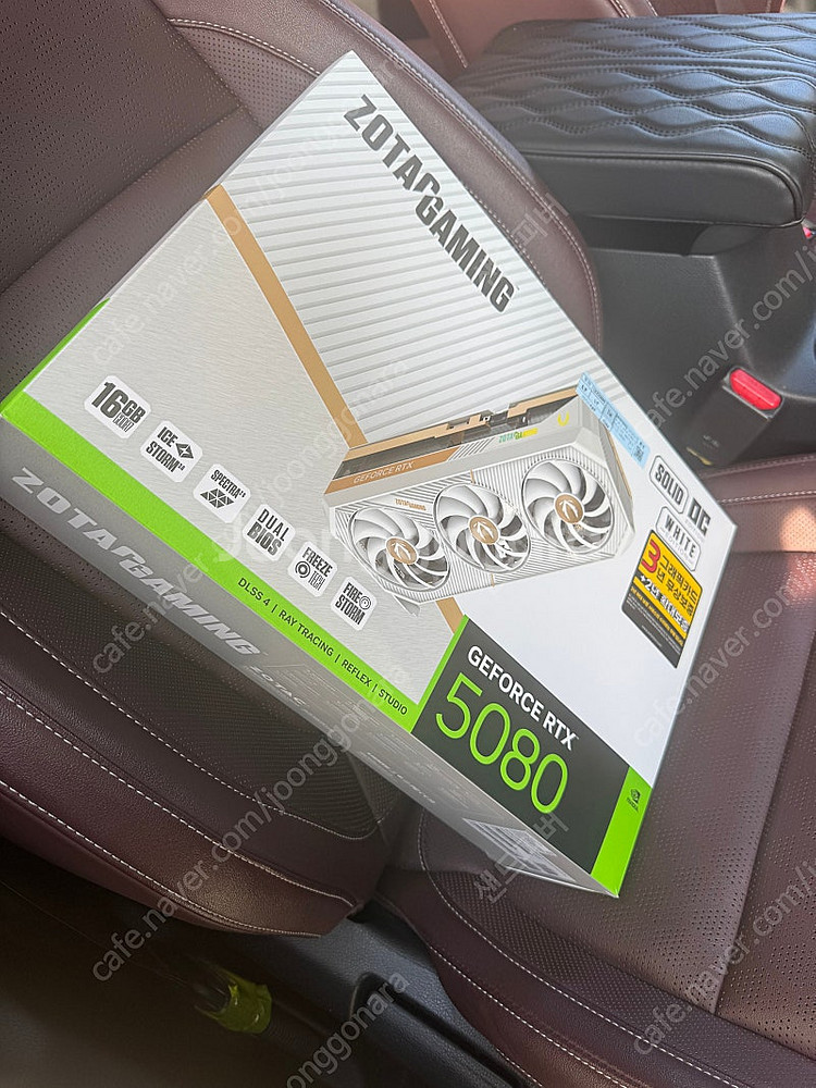 조텍 ZOTAC RTX 5080 솔리드 화이트 SOLI...--0
