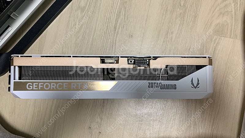 조텍 ZOTAC RTX 5080 솔리드 화이트 SOLI...--1