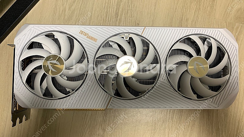 조텍 ZOTAC RTX 5080 솔리드 화이트 SOLI...--2
