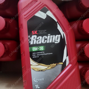 지크레이싱엔진오일 0w30/1박스12개 판매합니다.