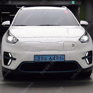 기아 니로 중고 니로 중고차 흰색 2022년식 52,445km 노블레스 수원중고차