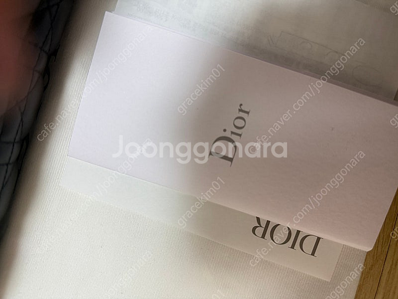 디올 레이디백 블랙 미디움 금장--7
