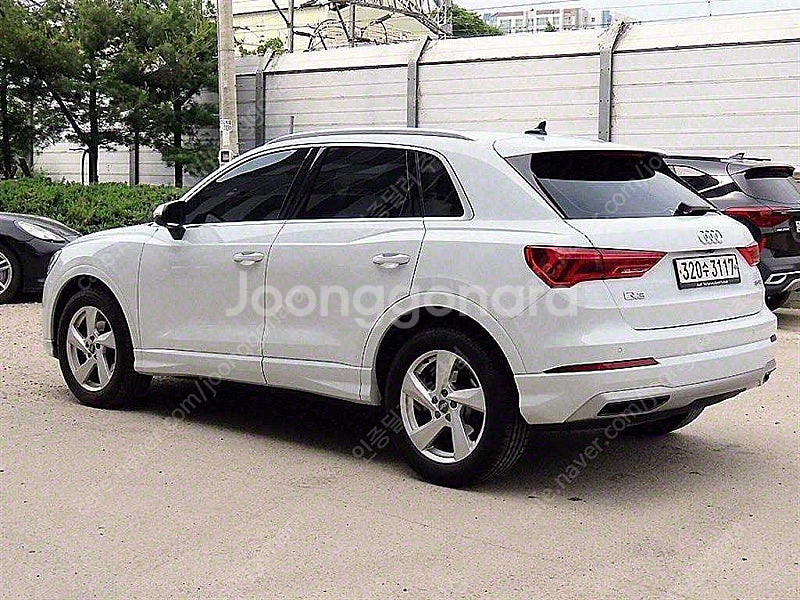 아우디 Q3 중고 (F3) 35 TDI 프리미엄 202...--4