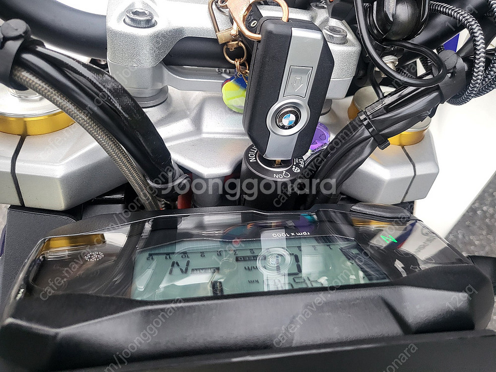 bmw g310r 바접으로 인해 장비도 다드립니다.--2