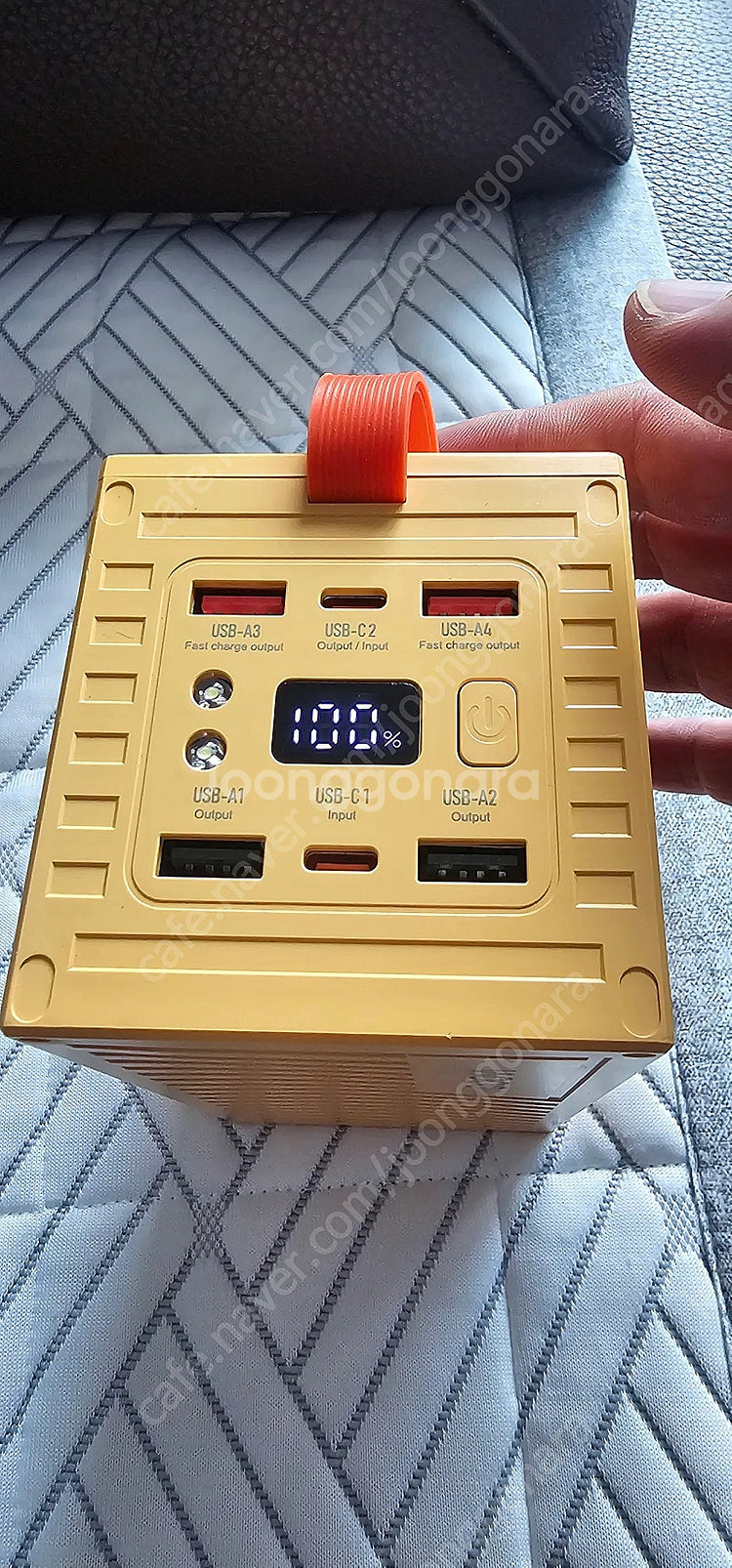 캠핑 고속 보조배터리 60000mah 새상품급--1