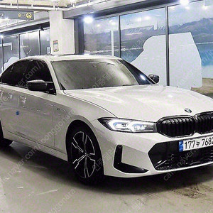 BMW 3시리즈 중고 BMW 중고 BMW 3시리즈 중고차 할부가능 흰색 2023년식 26,324km 320i M 스포츠 중고차구매