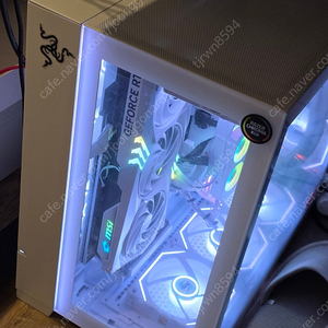 4070ti 게이밍트리오 화이트 단품 박스o