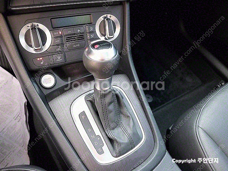 아우디 중고 Q3 흰색 2015년식 35 TDI 콰트로...--7
