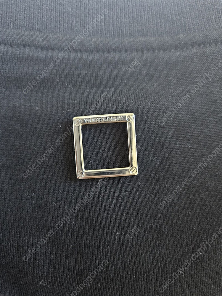 우영미 백로고 롱슬리브 티셔츠 블랙 46--4