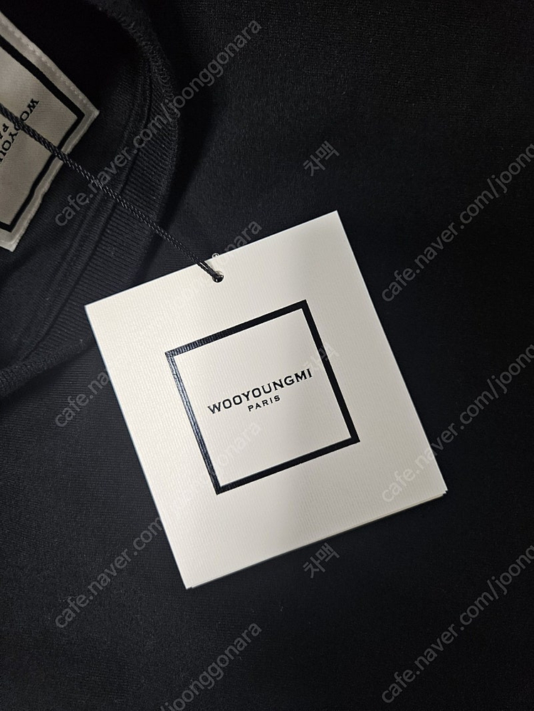 우영미 백로고 롱슬리브 티셔츠 블랙 46--5