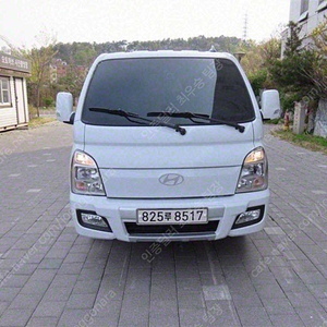 포터2 중고차 할부 포터 중고차 흰색 2024년식 5,280km 더블캡/초장축/2WD 프리미엄 야간출고가능