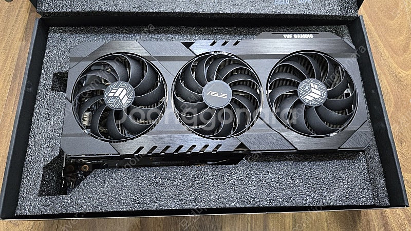 ASUS RADEON RX 6900 XT TUF GAM...--0