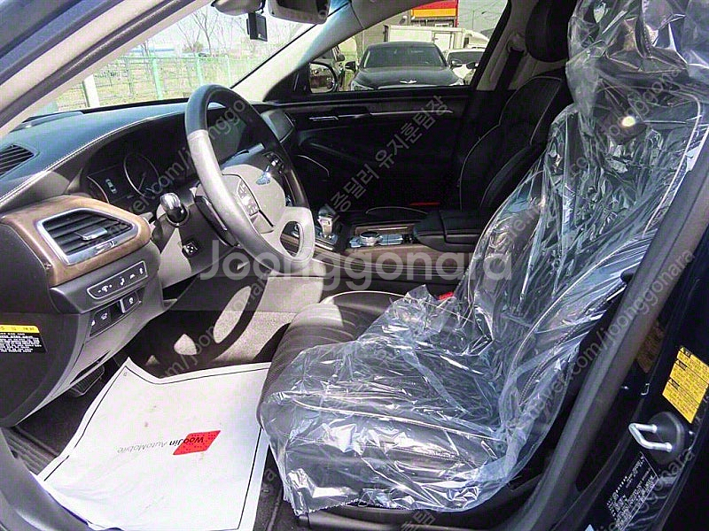 제네시스 G90 중고 제네시스 중고 가격 파란색 2019년식 28,196km 5.0 GDI AWD 리무진 프레스티지...--5