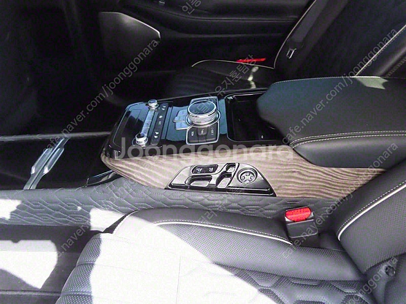 제네시스 G90 중고 제네시스 중고 가격 파란색 2019년식 28,196km 5.0 GDI AWD 리무진 프레스티지...--7