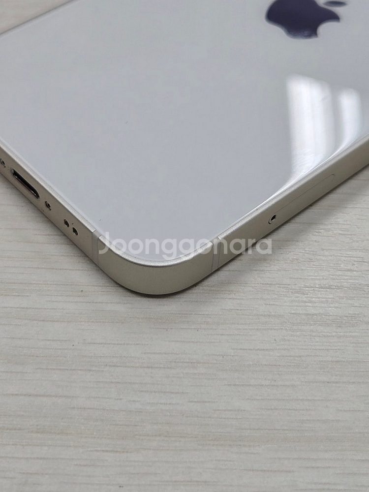 아이폰13미니 화이트색상 128용량 새상품컨디션 초S급 단말기 36만 판매합니다--4