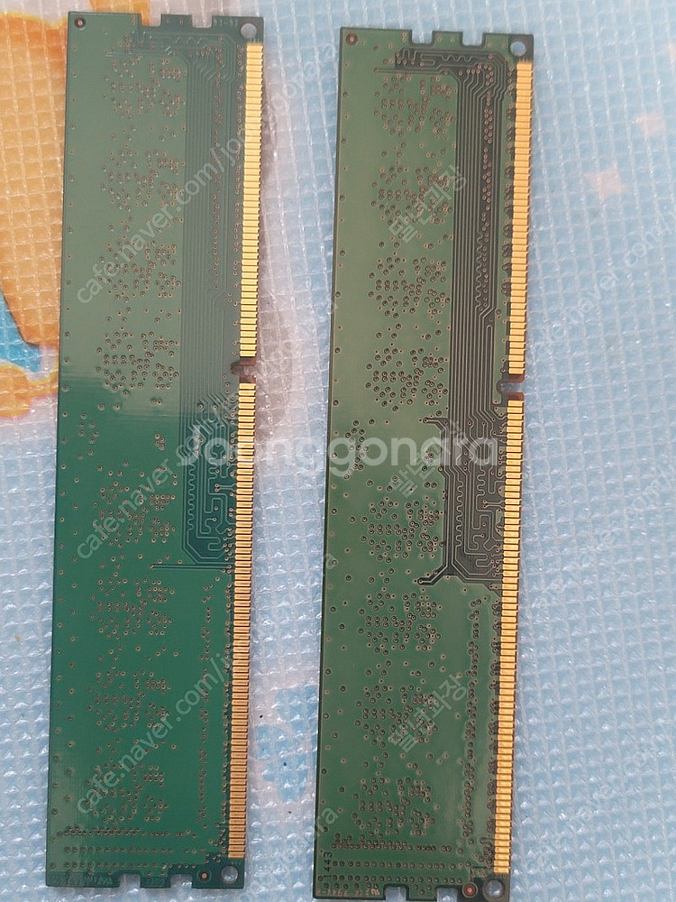DDR3 4G 램 PC3-12800U 2개 팔아요--2